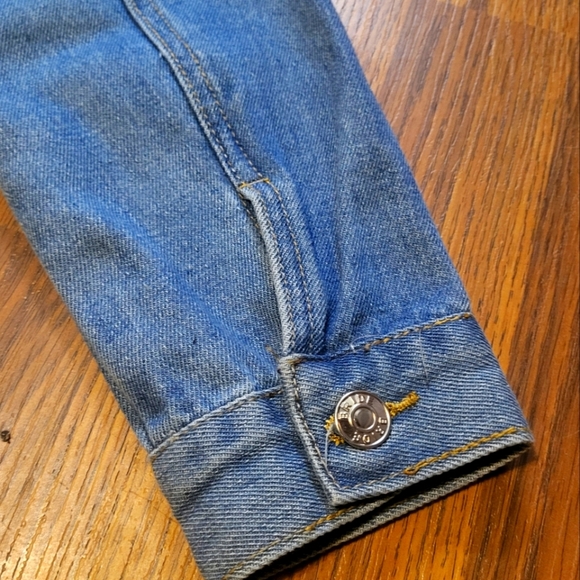 Davids bridal denim Jean jacket RN#84270 CA#56206 size small Medium wash - Picture 15 of 16